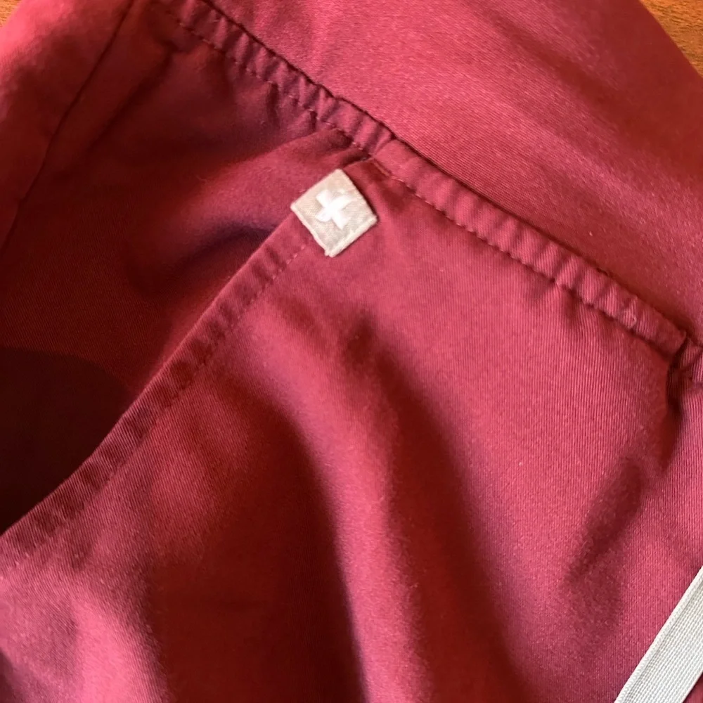 FIGS Technical Collection Zamora Jogger Scrub Pants | Burgundy | Size Small - Picture 2 of 12